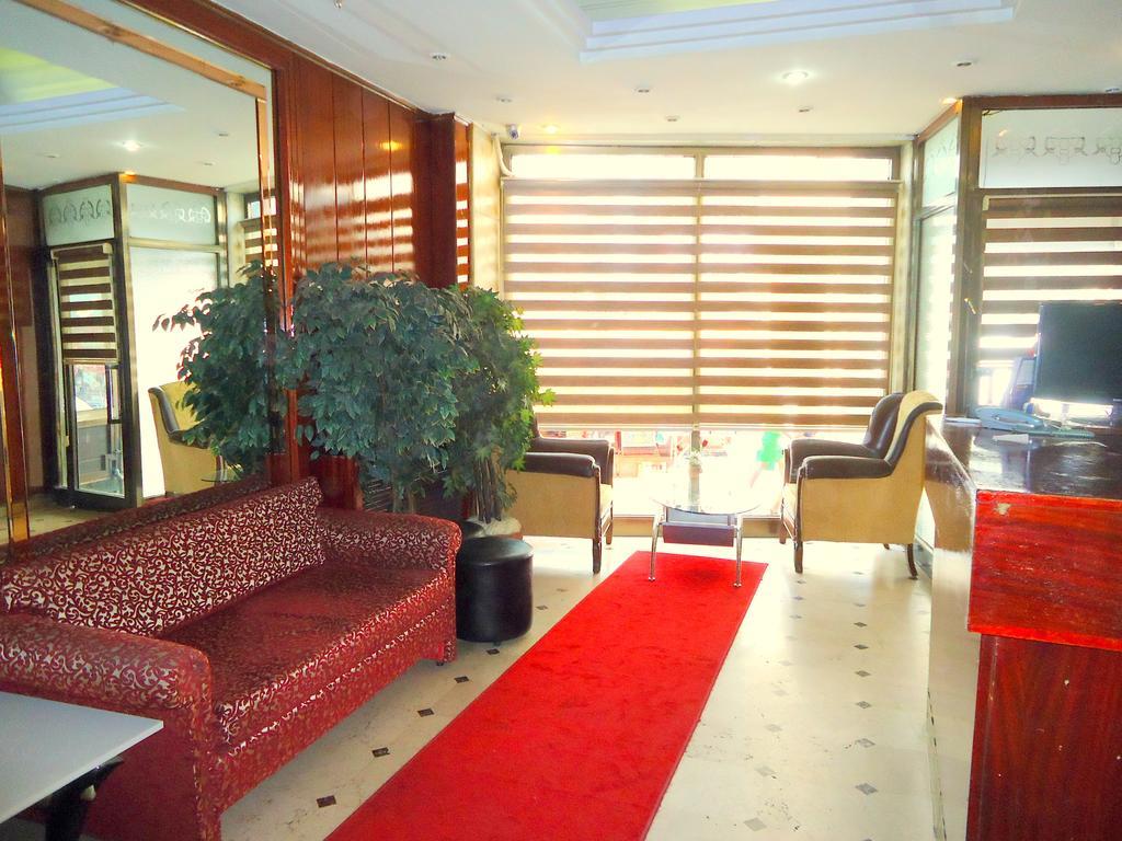 Simge Hotel Истанбул Екстериор снимка