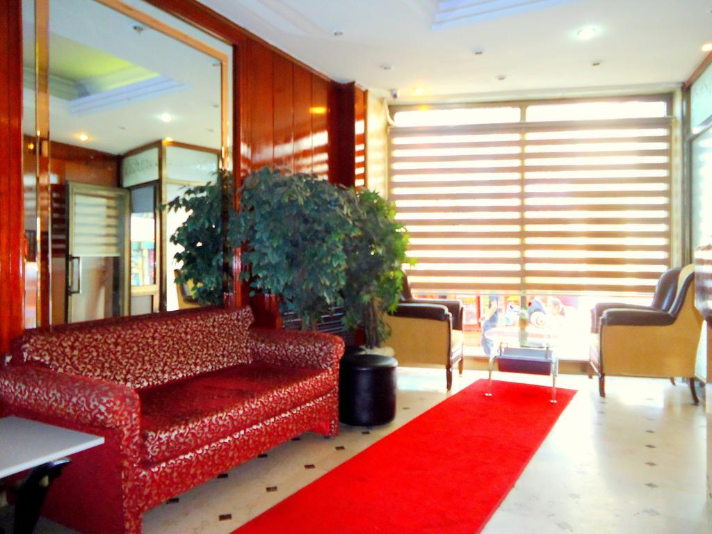 Simge Hotel Истанбул Екстериор снимка