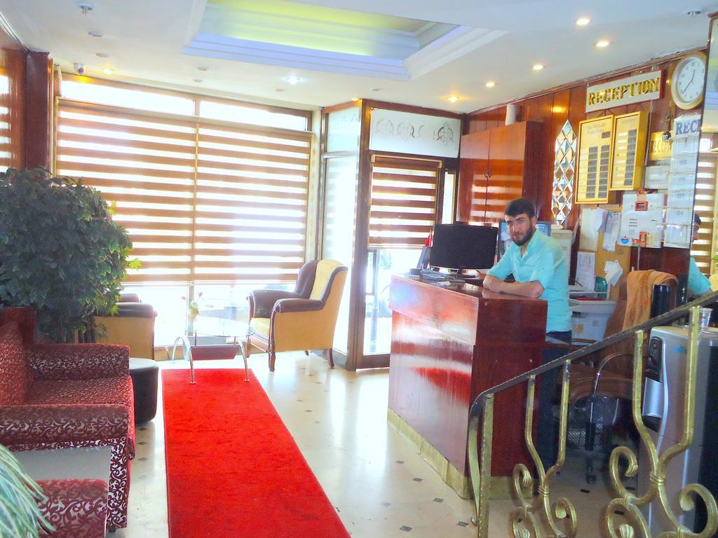 Simge Hotel Истанбул Екстериор снимка