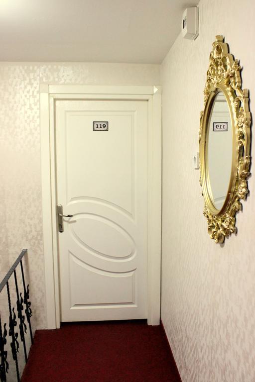 Simge Hotel Истанбул Екстериор снимка