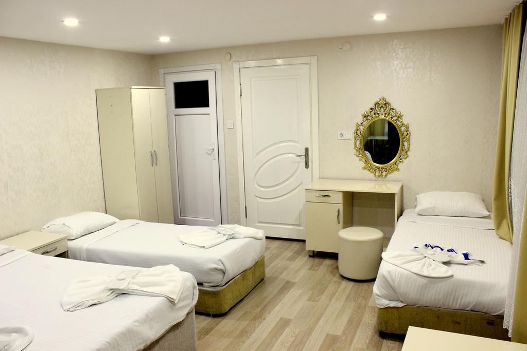 Simge Hotel Истанбул Стая снимка