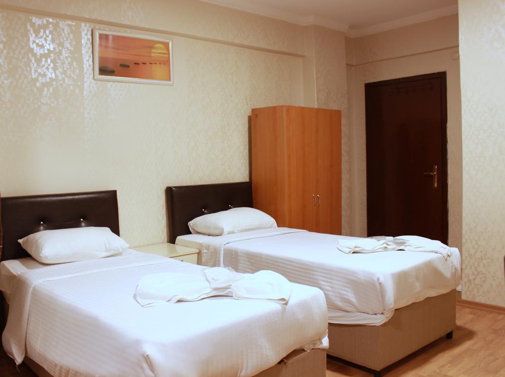 Simge Hotel Истанбул Екстериор снимка
