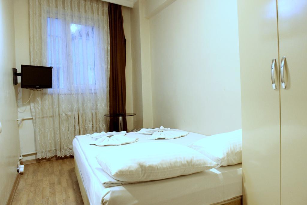 Simge Hotel Истанбул Екстериор снимка