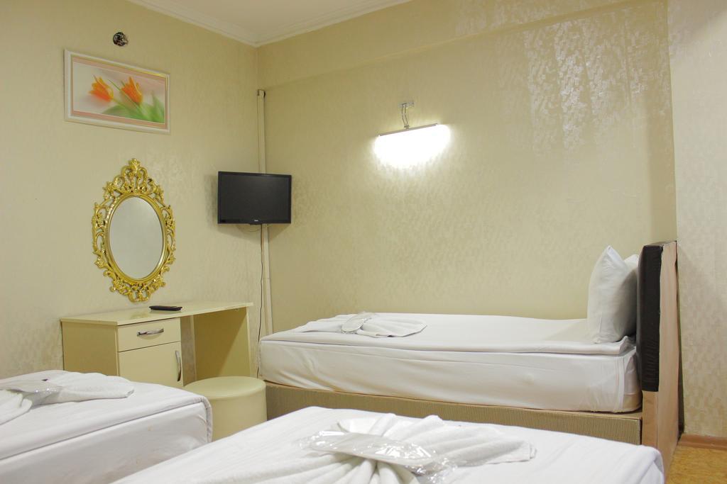Simge Hotel Истанбул Екстериор снимка